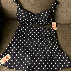 Lands End 2 piece Lycra swimsuit size 16w. Navy polka dot. NWT